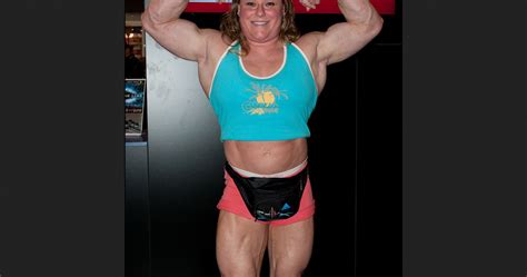 Natural Bodybuilding Vs Steroids Part 1 Female Bodybuilders