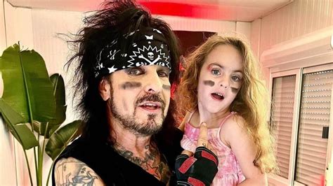Mötley Crües Nikki Sixx On Daughter Ruby 3 Joining The Bands World Tour Get To Be A Dad