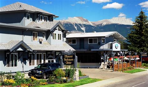 Mount Robson Inn Jasper Canadian Affair