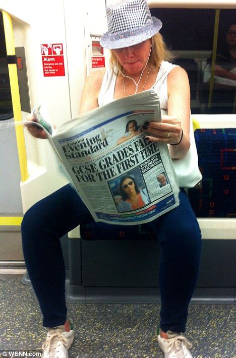 Kim Cattrall Goes Incognito As She Rides The Tube In London Daily Mail Online