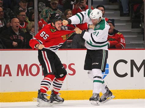 The 10 Greatest Hockey Fights Of 2014 Puck Daddy Year In Review