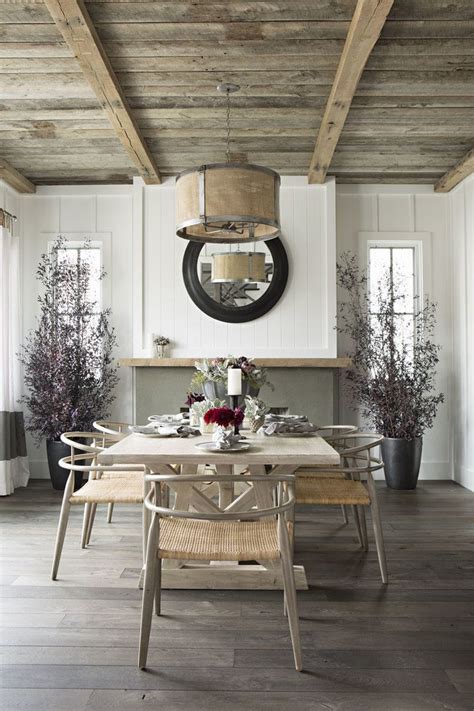 46 Custom Farmhouse Dining Room With Shiplap Ideas In 2020 With