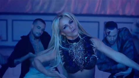 britney spears slumber party ft tinashe clipe oficial youtube