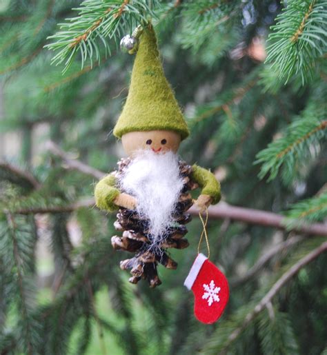 Pinecone Gnome With Christmas Stocking Christmas Decorations Crafts