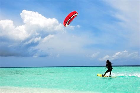 All You Want To Know About Kite Surfing Sportycious