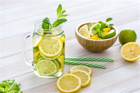Lime Water Vs Lemon Water Health Benefits And Differences La Jolla Mom