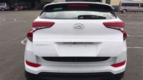 A revolutionary design, enhanced safety and hybrid options. White Hyundai Tucson 2017 - YouTube