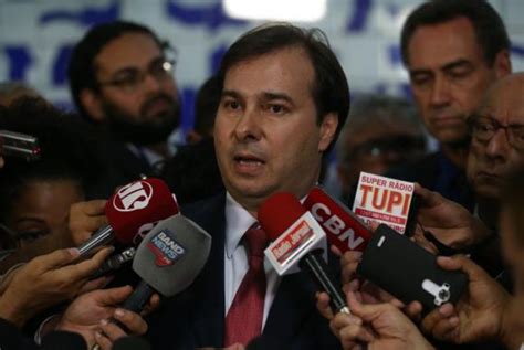 Rodrigo Maia diz que Câmara aprovará intervenção federal no Rio