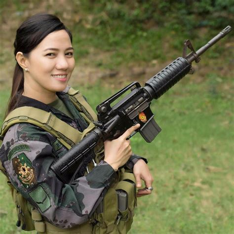 The Most Beautiful Policewoman 2017 In Philippine Viral Strories Around Us
