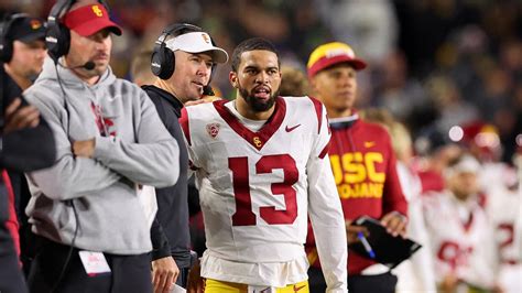 College Football Playoff Bowl Projections Usc Bounced From 12 Team
