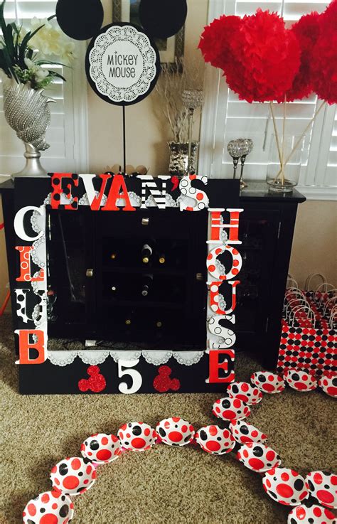 Mickey mouse is one of the most beloved and iconic characters ever. Mickey Decor | Disney theme party, Mickey decorations ...