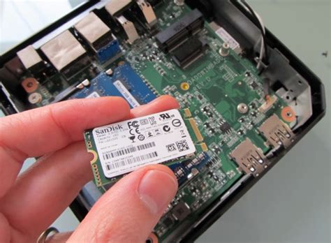 Compared with shopping in real stores, purchasing. How to upgrade Asus Chromebox memory and storage - Liliputing