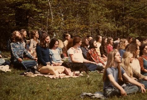 Photos Fascinantes Des Communaut S Hippies Des Ann Es
