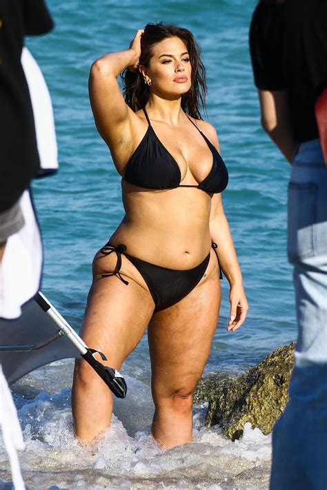 ashley graham shows off her curves during a bikini photoshoot in miami myconfinedspace