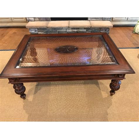 Featuring dependable, squat form which is close to the floor, it serves as an accent piece and provides practical. Ethan Allen British Colonial Coffee Table | Chairish