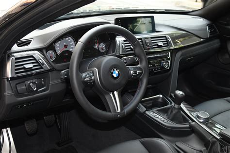 Would you be able to drive the car in the snow. 2020 BMW M4 6 Speed Manual MCompetition Stock # GC2653A for sale near Chicago, IL | IL BMW Dealer