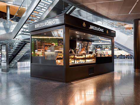 Entdecke ihn jetzt online mit. Brezelkönig - Flughafen Zuerich