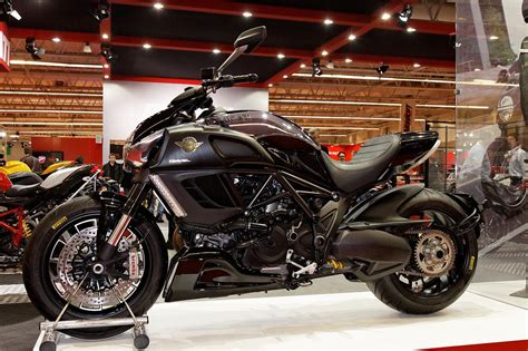 Founded in 2012, ducati diavel forum is dedicated to the ducati diavel and xdiavel motorcycles. In Vinum Veritas: Che bella Moto! Ducati Diavel Cromo