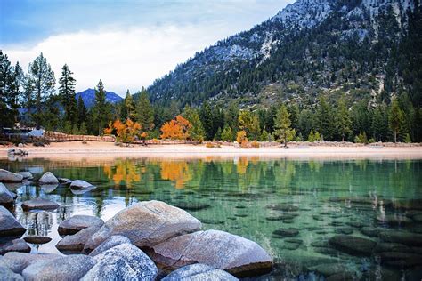 Guide To Lake Tahoe Fall Colors • Lake Tahoe Guide