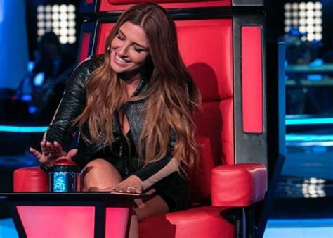 Helena paparizou performing live @ the voice of greece. Έλενα Παπαρίζου: Μοιράζεται τις καλύτερες στιγμές από το ...