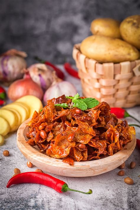 Tentunya setiap versi unik dan lezat. SAMBAL GORENG KENTANG 500g