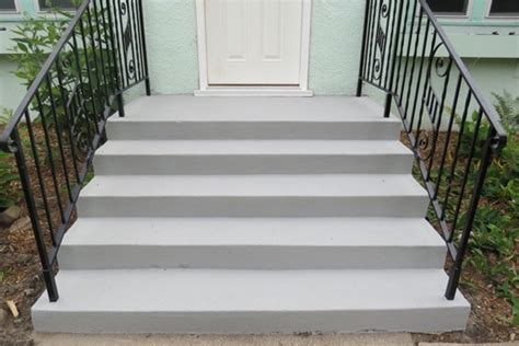 10 Painted Concrete Steps Ideas
