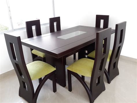 Mesa moderna de estilo único y diferente con la que puedes darle a tu comedor un aspecto especial. Juegos De Comedor Modernos : Juego De Comedor 4 Sillas Y ...