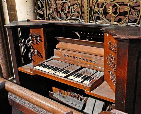 Abandoned Church Organs Organ Console In All Souls Church Haley