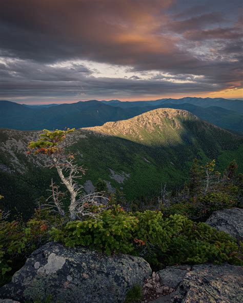 Bondcliff Lit Up By The Last Moments Of Sunset New Hampshire Oc