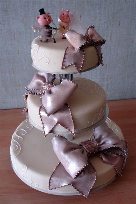 Top 20 most beautiful wedding cakes Beautiful and Creative Wedding Cakes (35 pics) - Izismile.com