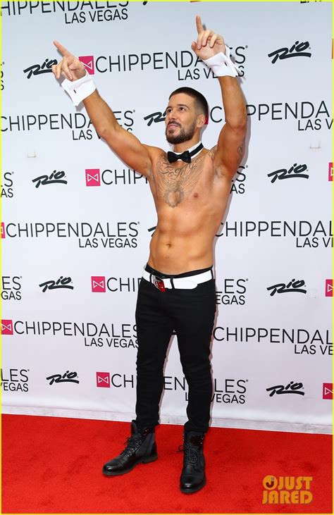 Jersey Shore S Vinny Guadagnino Shows Off His Buff Bod At Chippendales