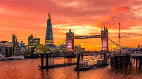 London Skyline at Sunset - London Skyline at sunset | London skyline, Sunset london, London sunset