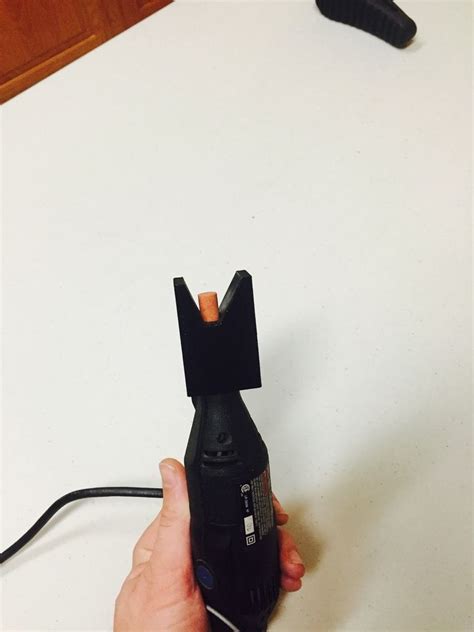 It gives the user the added capability of sharpening chainsaw blades, mulching lawn mower blades, as well as various gardening tools. Dremel+Blade+sharpener++by+SonofSparta. (With images ...