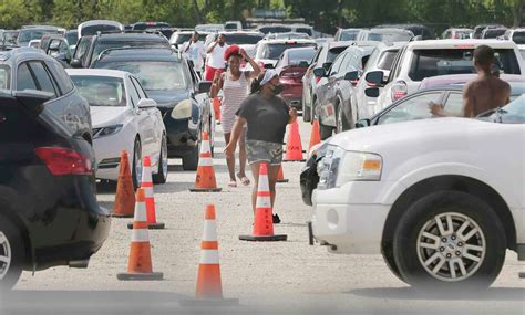 More Than 1000 Hurricane Laura Evacuees Seek Shelter In San Antonio