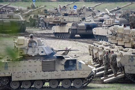 Omfv Army Revamps Bradley Replacement For Russian Front Realcleardefense