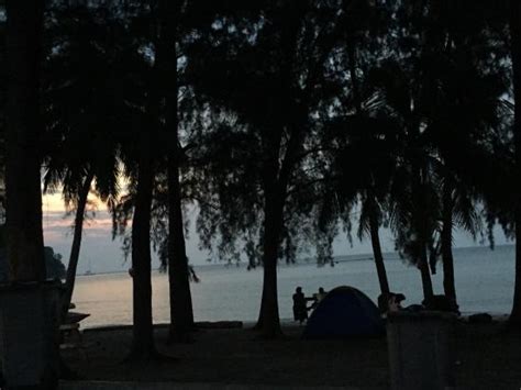 The natural shelter formed by the lush green vegetation around the beach, makes this place special for beach lovers who wish to enjoy tranquility. Blue Lagoon Beach (Port Dickson) - 2020 All You Need to ...