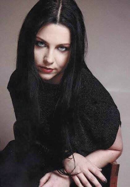 Amy Lee Evanescence Amy Lee Evanescence Charlotte Casiraghi Dark