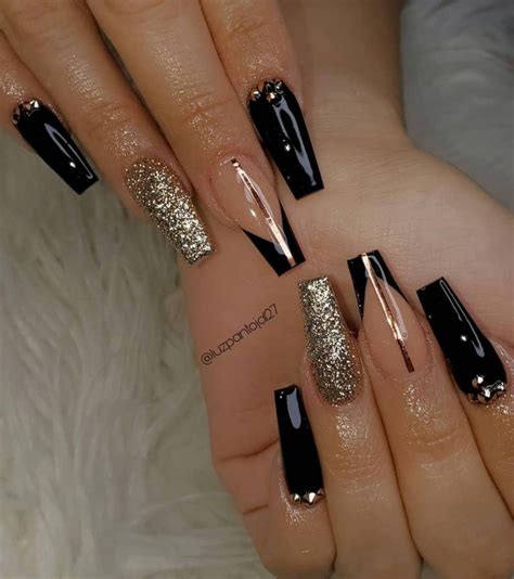 51 Pretty Black Nails With Glitter Youll Love Xuzinuo Page 17