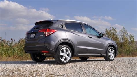 It is by far a nicer car, better finished, a smoother ride and better visibility ( with lanewatch. 2016 Honda HR-V AWD Review 28