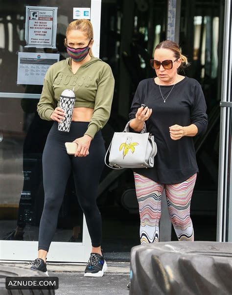 Jennifer Lopez Sexy Wearing Hot Leggings On Her Way To The Gym In Miami