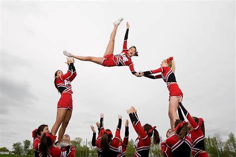 Cheerleading: A Fun and Exciting Sport - Rijal's Blog