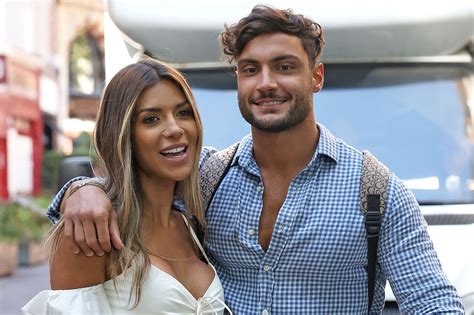 Love Island Couples Still Together How Many Couples Are Still In Love