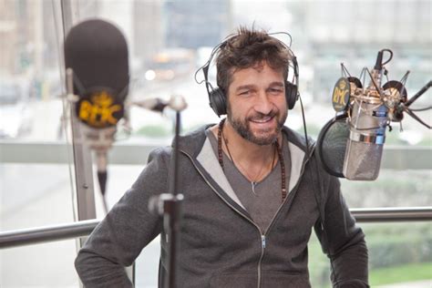 Insieme da juliana moreira ed edoardo stoppa sono i testimonial di ring fit adventure e nintendo switch. Edoardo Stoppa - Foto 1 di 9 - Radio Monte Carlo