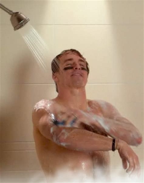 SHIRTLESS ATHLETES NFL Player Drew Brees Shirtless Shower Pictures