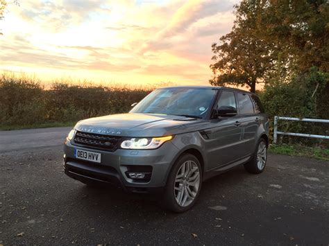 The 2014 range rover manages to be lighter than the 2013 range rover, largely because the meaty v8 engine has been replaced by the six cylinder tdv6 that. Speedmonkey: 2014 Range Rover Sport SDV6 Review