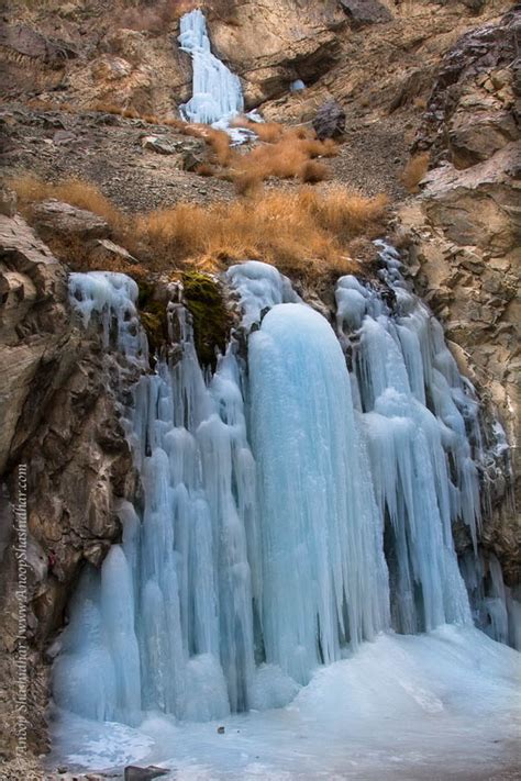 20 Magnificent Photos Of Frozen Waterfalls Design Swan