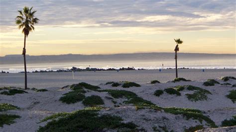 Coronado Keeps Beaches Mostly Open With Some Rules Nbc Los Angeles