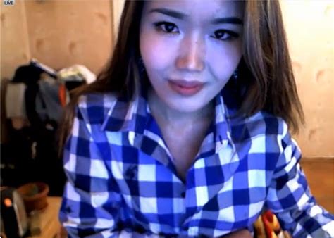 Hot Asian Cam Girls Live For Sex Chat In Free And Private Rooms