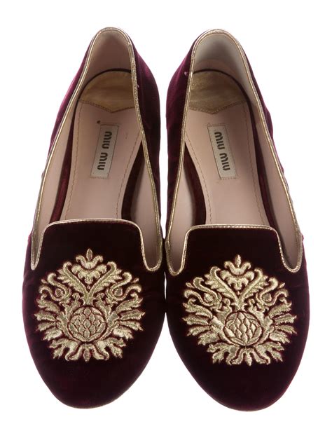 Miu Miu Embroidered Velvet Loafers Shoes Miu46835 The Realreal