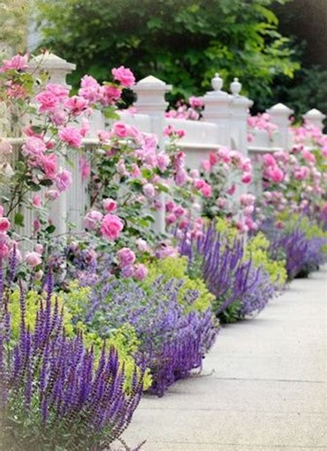 35 Amazing Flower Beds Ideas For Your Beautiful Front House Best